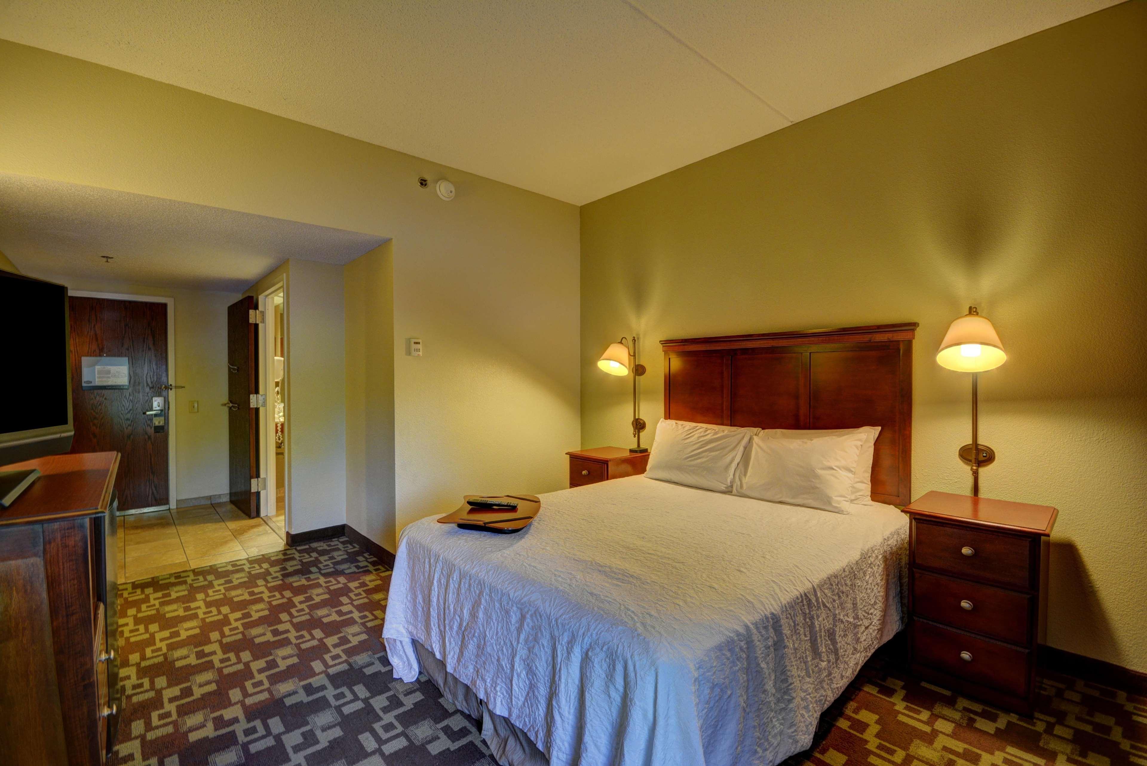 Hampton Inn Indianapolis-South Southport Bagian luar foto